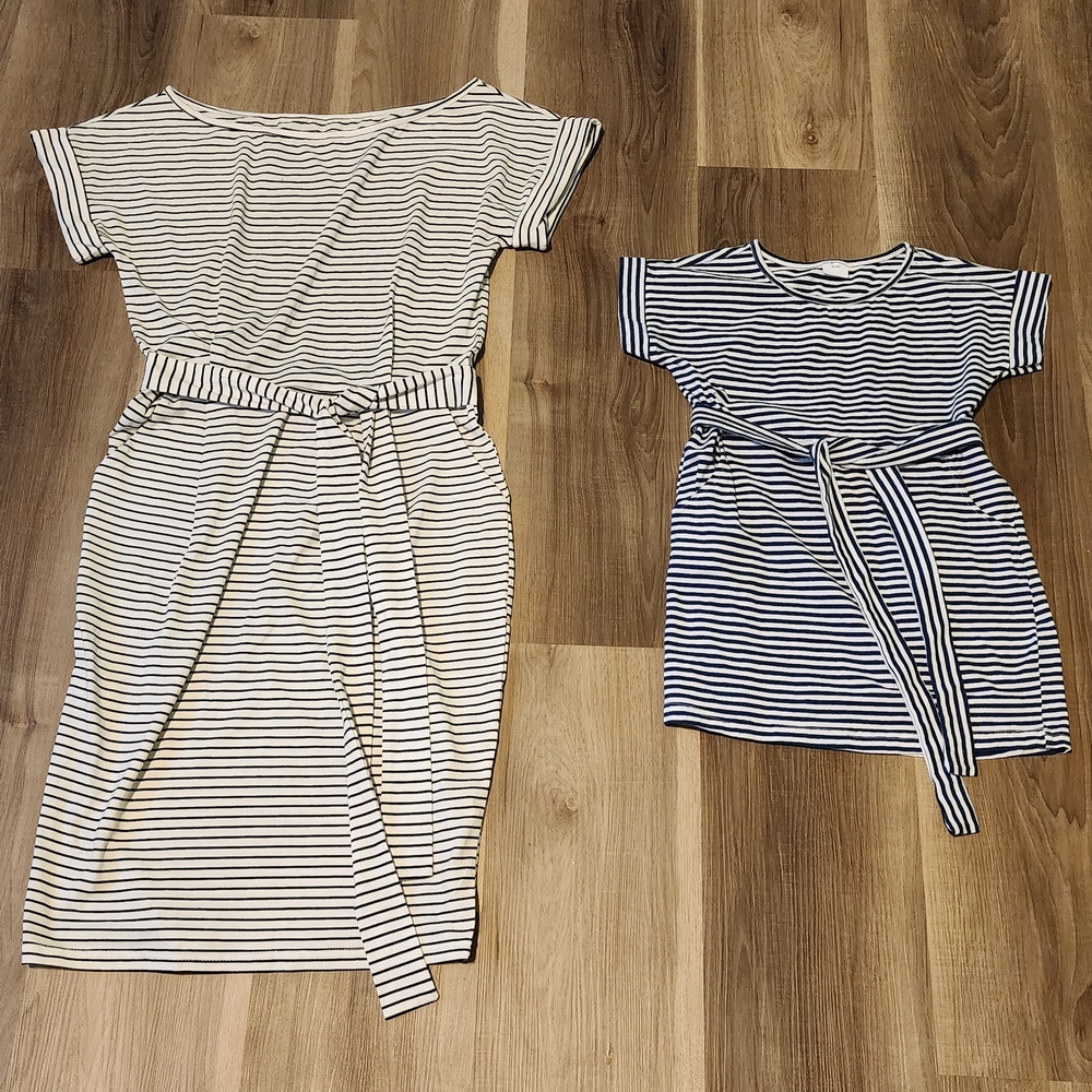 *NWOT Almost Matching Mom And Daughter Dresses*